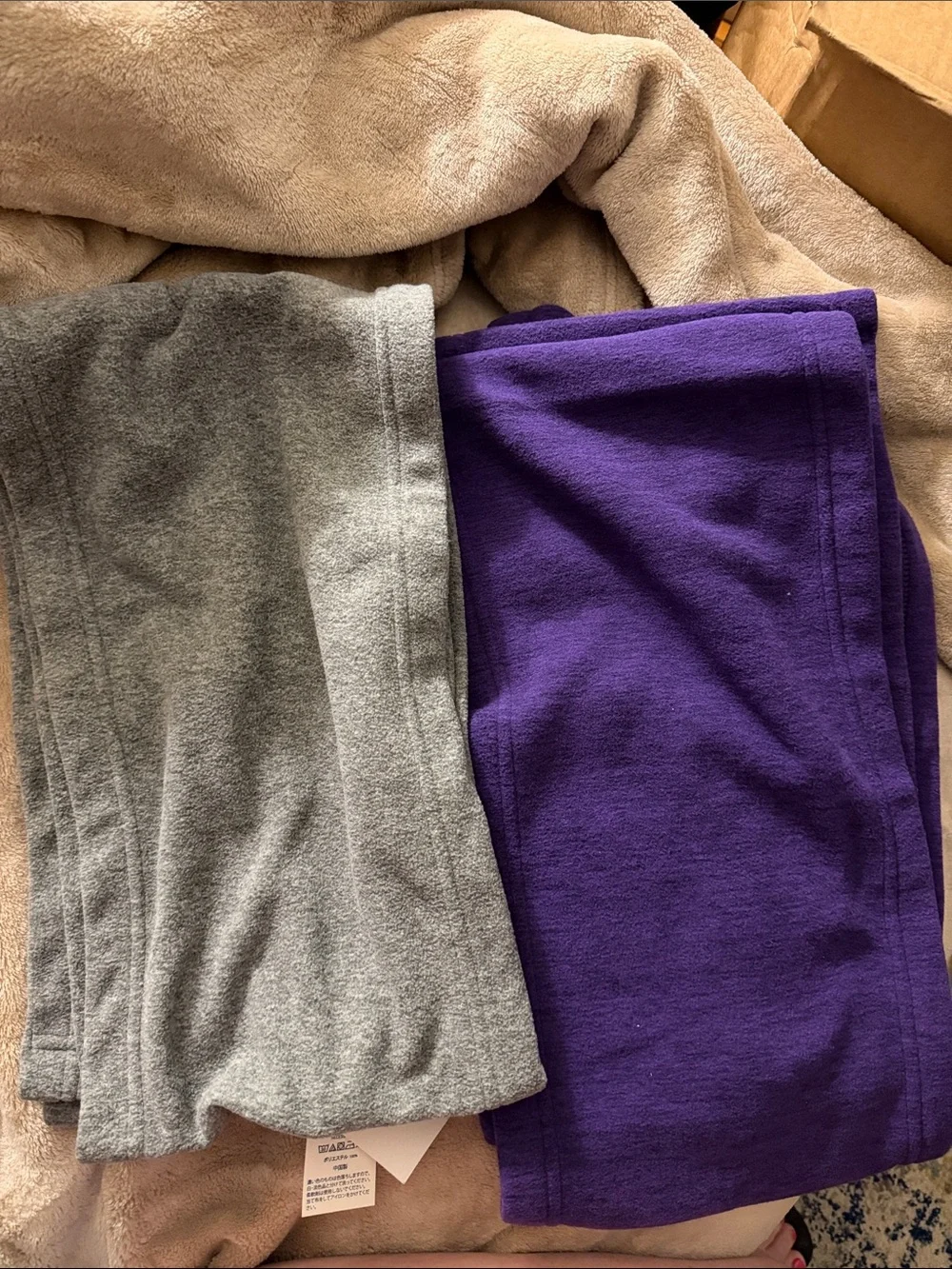 Cozy Women's Gray & Purple Fleece Scarves